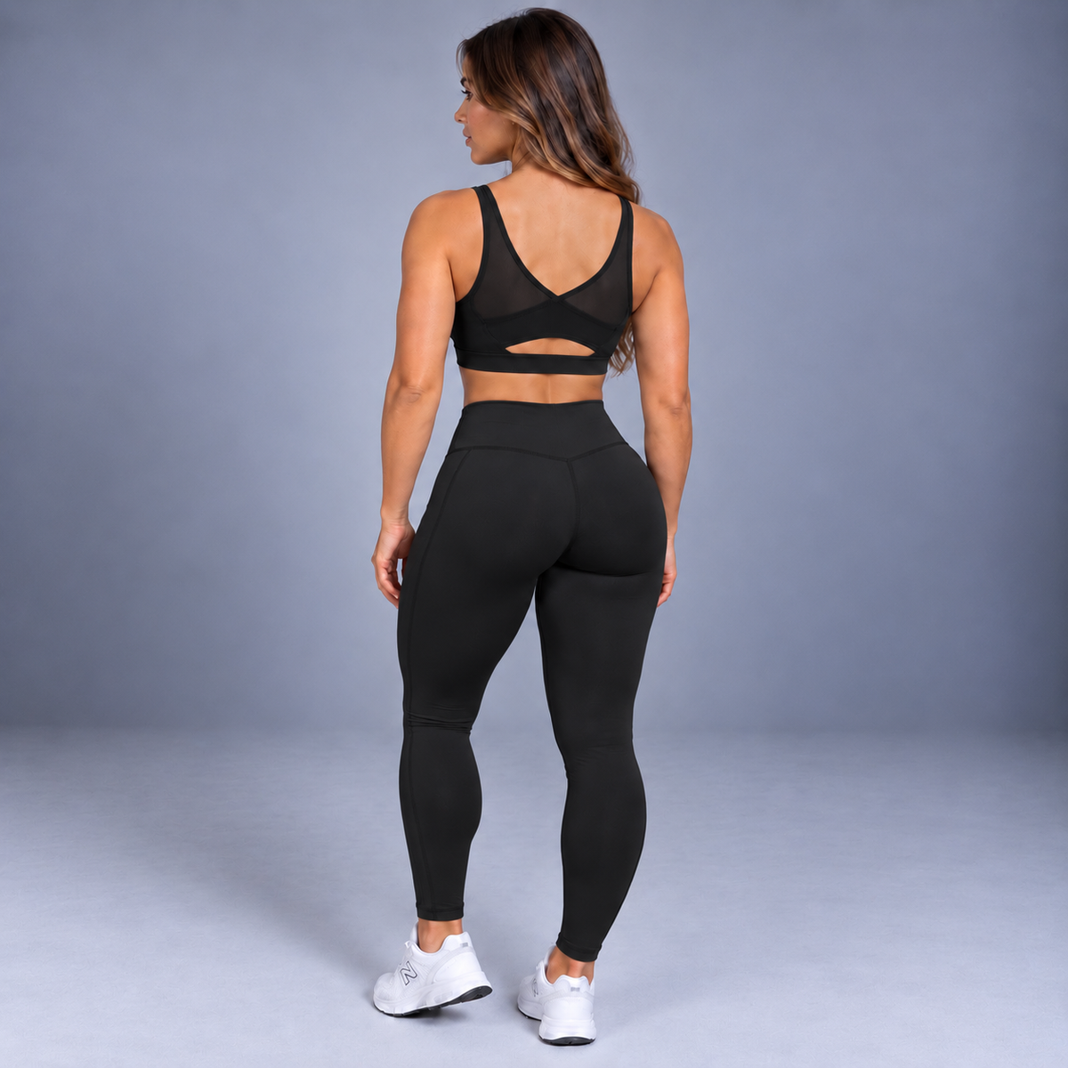 CHLOÉ SET — CHAPMAN ACTIVE